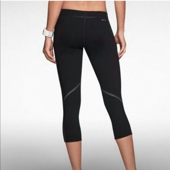 Nike Luxe Cropped Running Leggings Size S Dri Fit - Picture 2 of 8